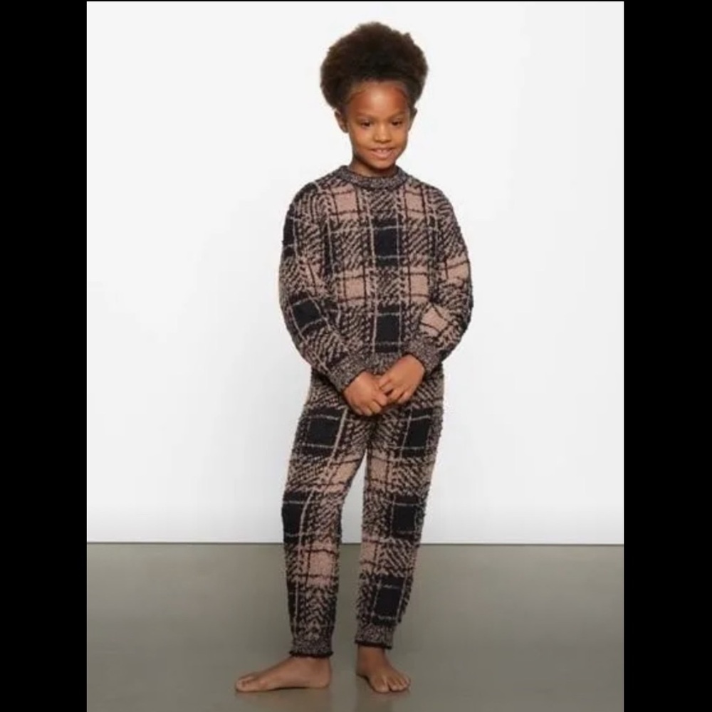 NWT SKIMS Kids Cozy Knit Joggers